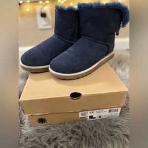UGG blue&tan ankle boots